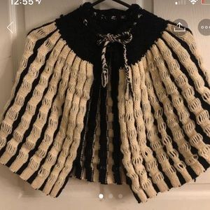 Vintage cape capelet shoulder cape
